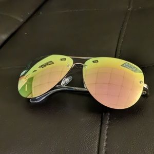 Quay Muse sunglasses
